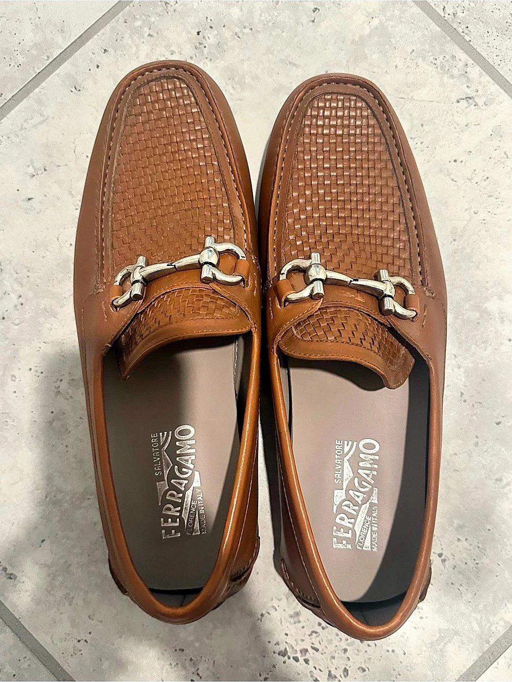 Salvatore Ferragamo Parigi Woven Gancini Driver Loafers Brown US 9